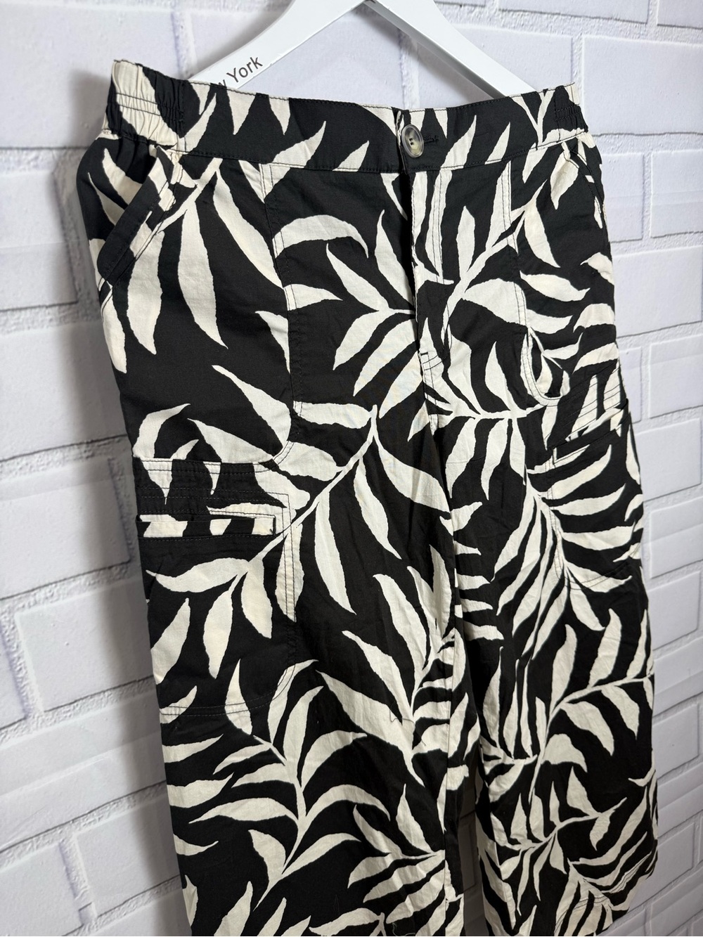 Democracy Black White Tropical Leaf Wide Leg Crop cotton Cottagecore Pants/10 - Picture 7 of 12